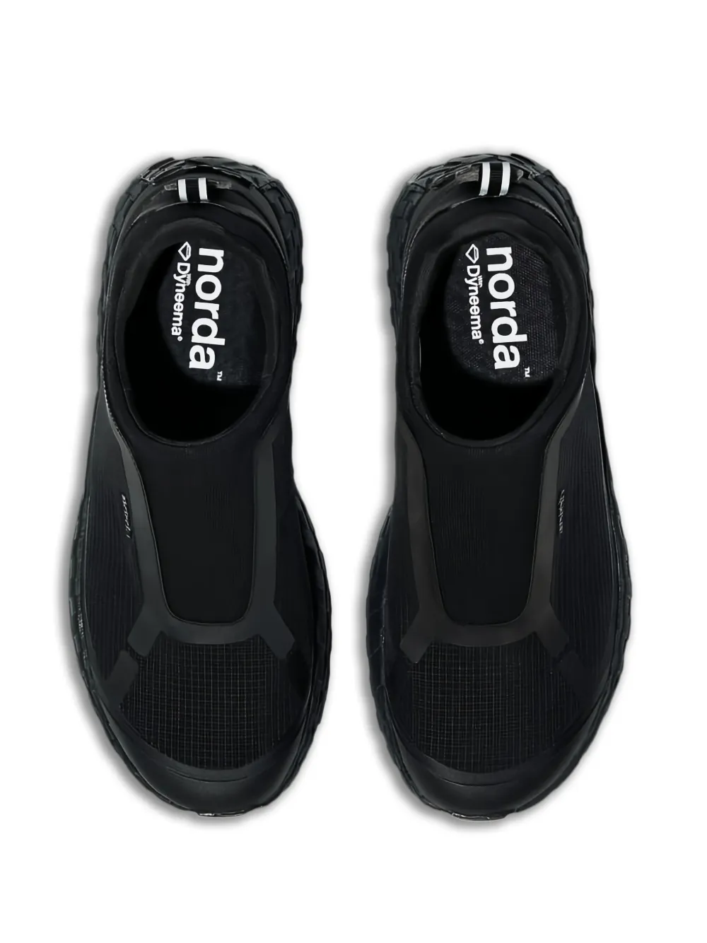 Norda 003 "pitch Black" Sneakers In Black