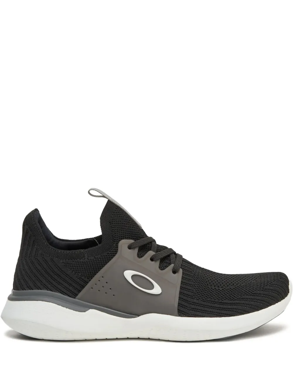 Chagos "blackout" sneakers