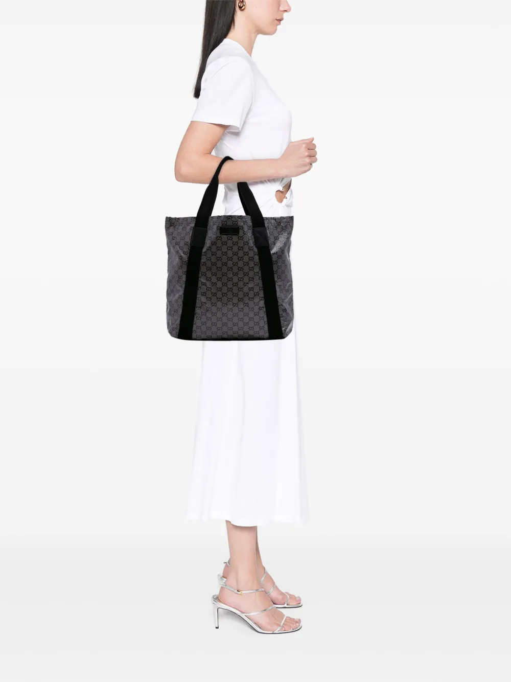 Pre-owned Gucci 2000-2015 Gg Crystal Web Tote Bag In Gray
