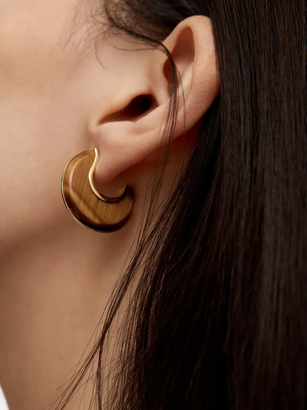 Monica Vinader Kate Young ピアス - ゴールドトーン Monica Vinader Kate Young ピアス - ゴールドトーン