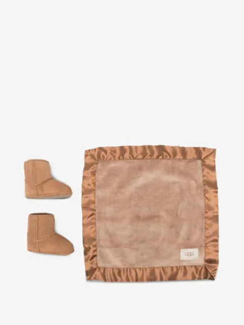 UGG Kids botas con agujetas