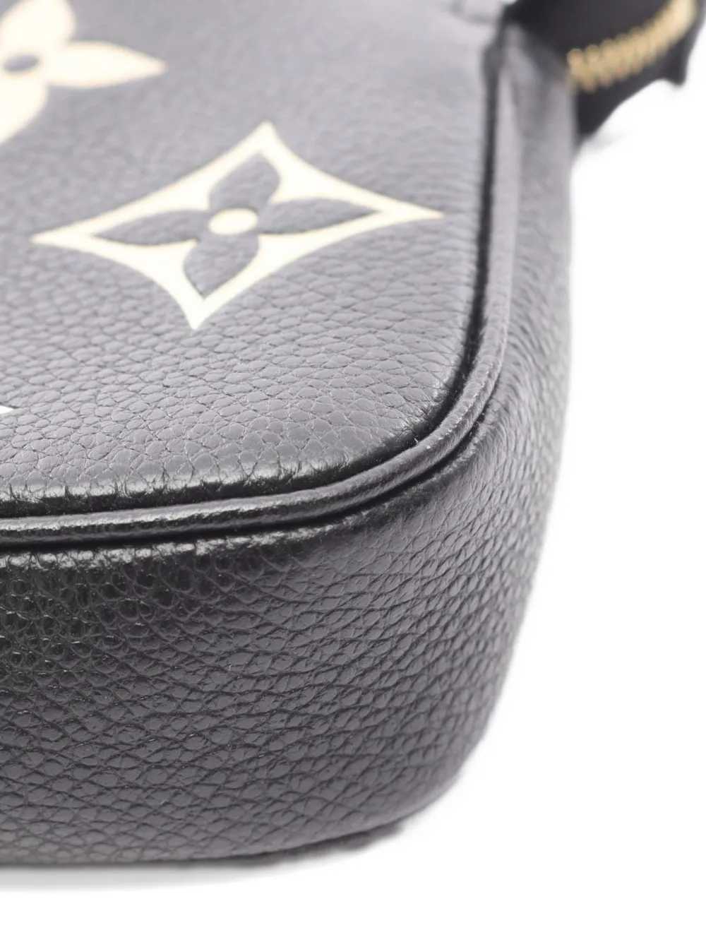 Pre-owned Louis Vuitton 2021 Mini Pochette Accessoires Handbag In Black