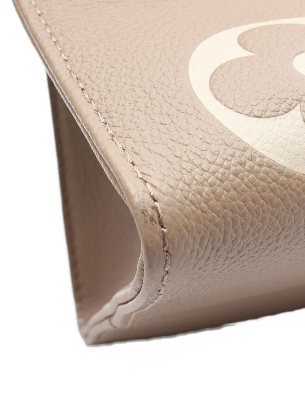 Pre-owned Louis Vuitton 2021 Onthego Mm Tote Bag In Neutral