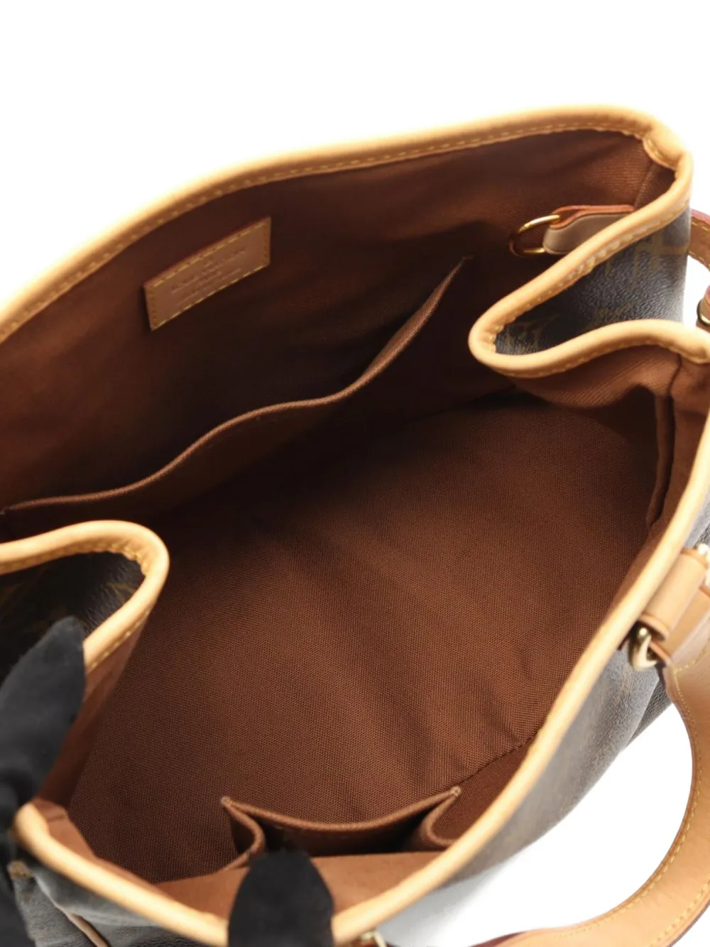 Pre-owned Louis Vuitton 2005 Batignolles Monogram Handbag In Brown