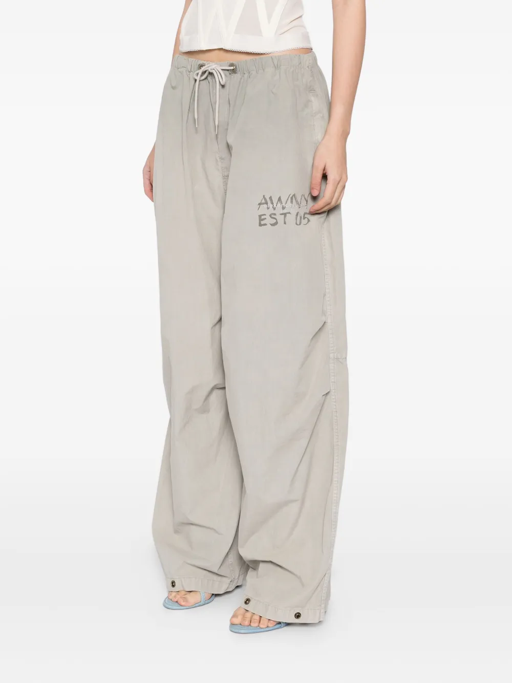 Alexander Wang Broek met geborduurd logo Grijs