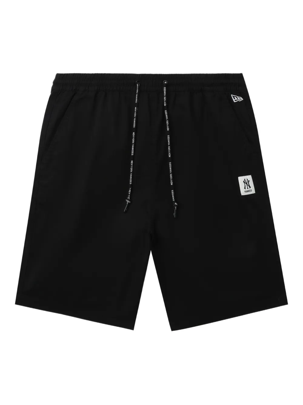logo-patch shorts