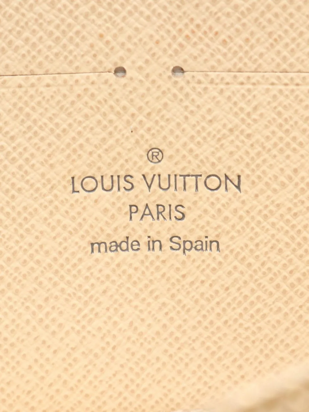 Pre-owned Louis Vuitton 2015 Zippy Wallet In Neutral