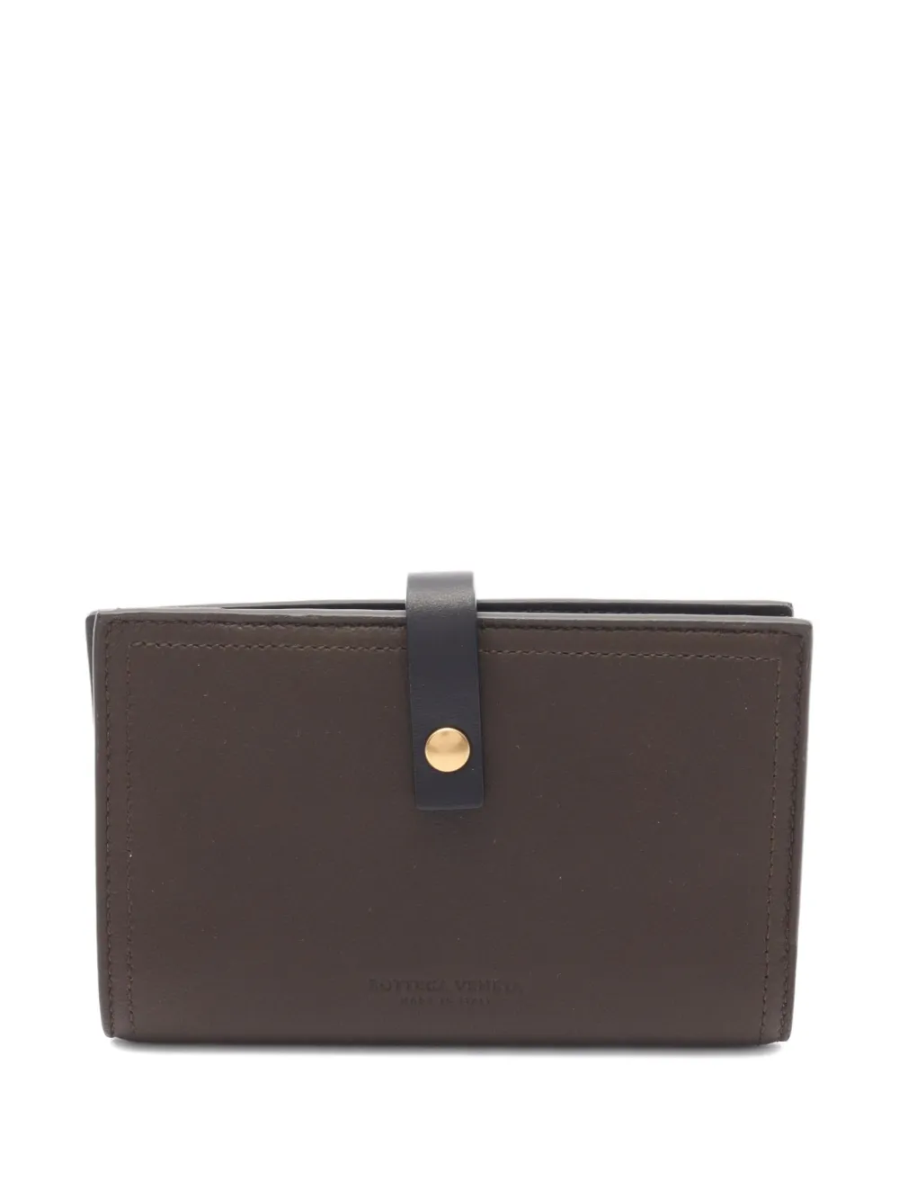 2010s leather passport case