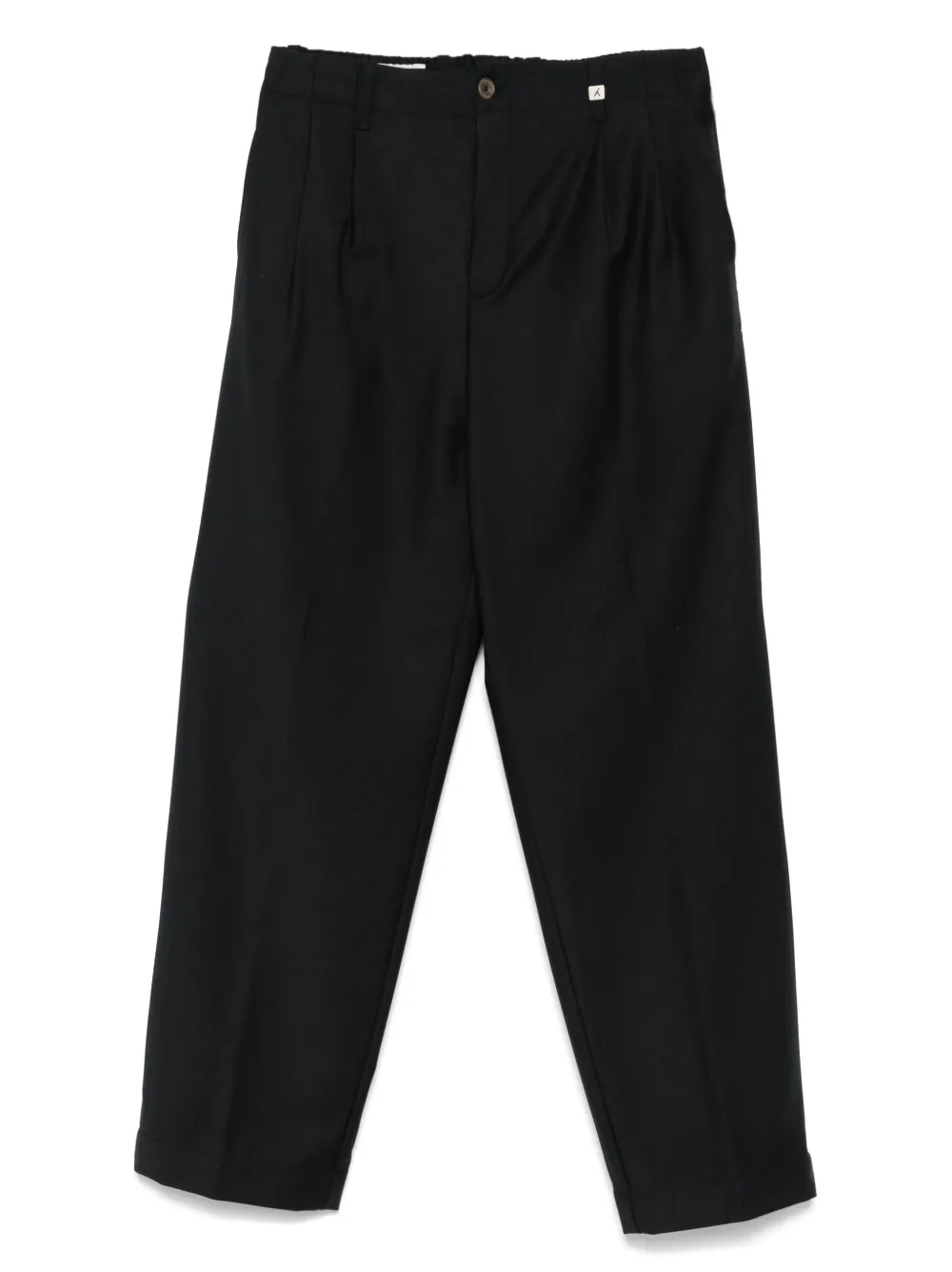 pleated trousers