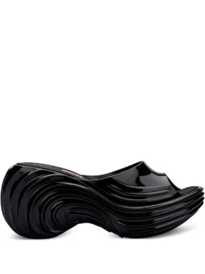 DIESEL×Melissa Melissa x Diesel Quantum Platform Wave Slides | Red | FARFETCH IN
