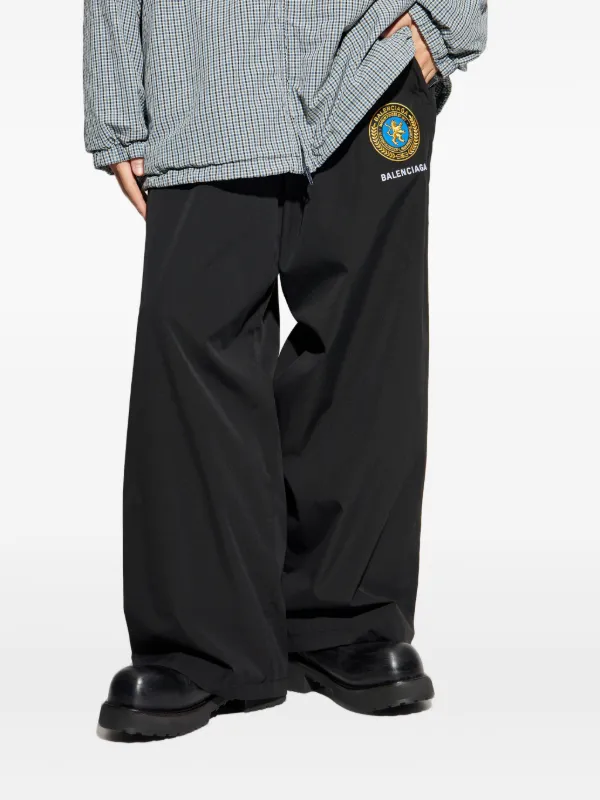 Balenciaga logo-embroidered SWEATPANTS | Black | FARFETCH