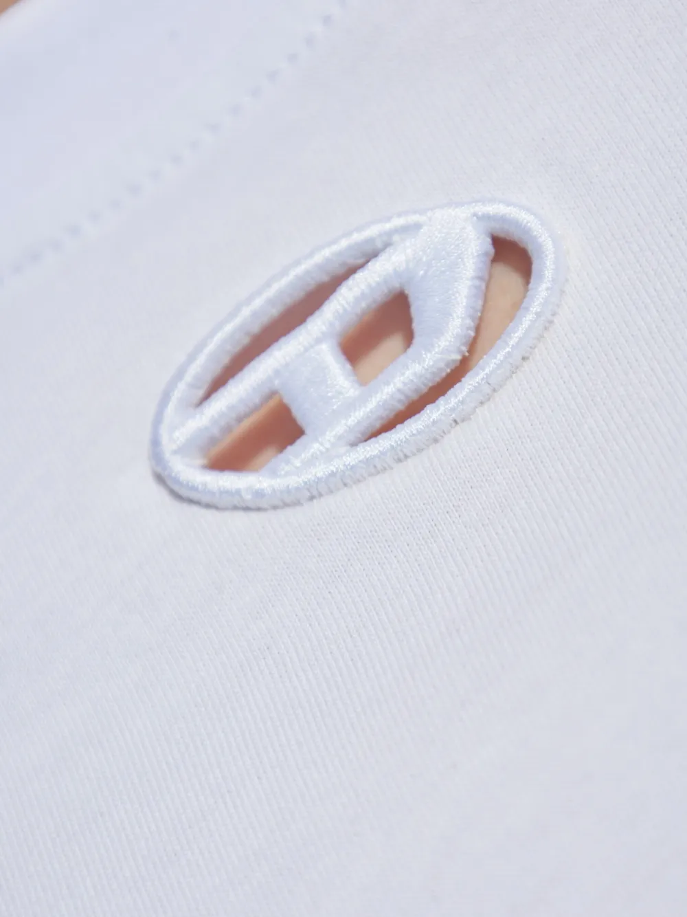 Diesel oval-embellished T-shirt Wit