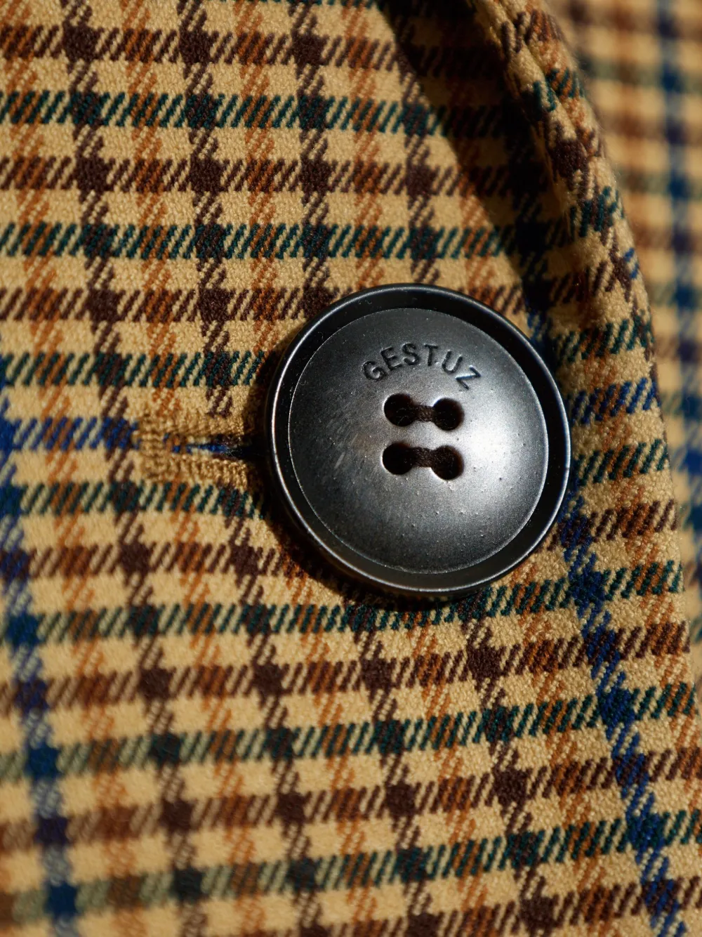 Gestuz Geruite blazer met enkele knoop Beige
