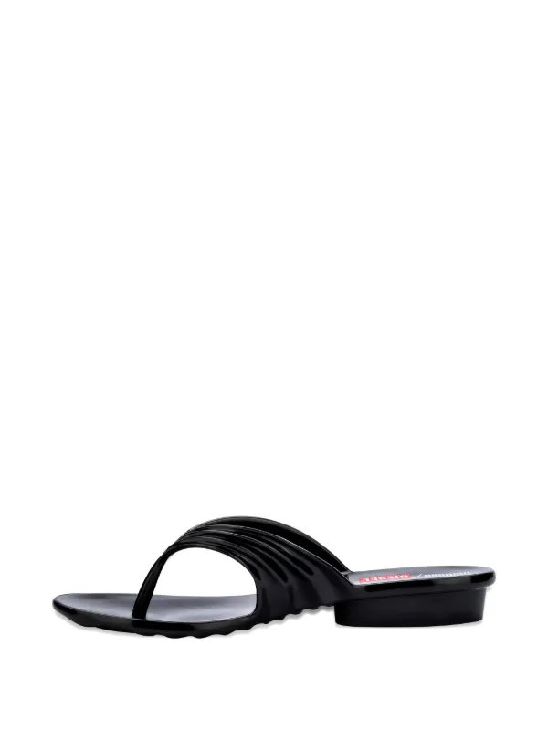 melissa × DIESEL ウェッジサンダル ブラック Melissa x Diesel フラットサンダル | ブラック | FARFETCH JP
