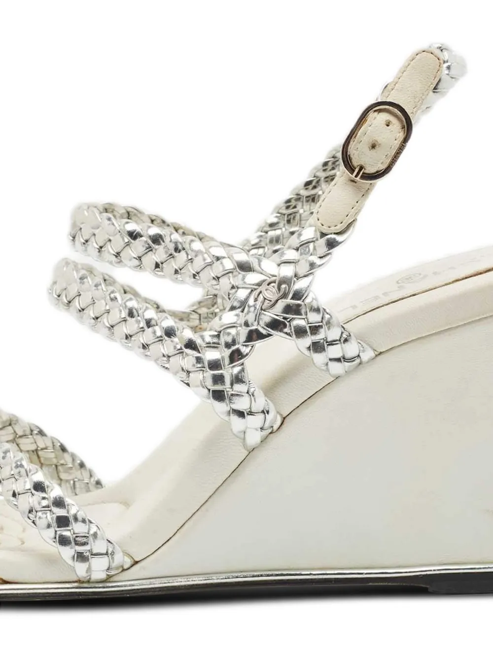 CHANEL Pre-Owned 80 mm leren sandalen met sleehak - Zilver