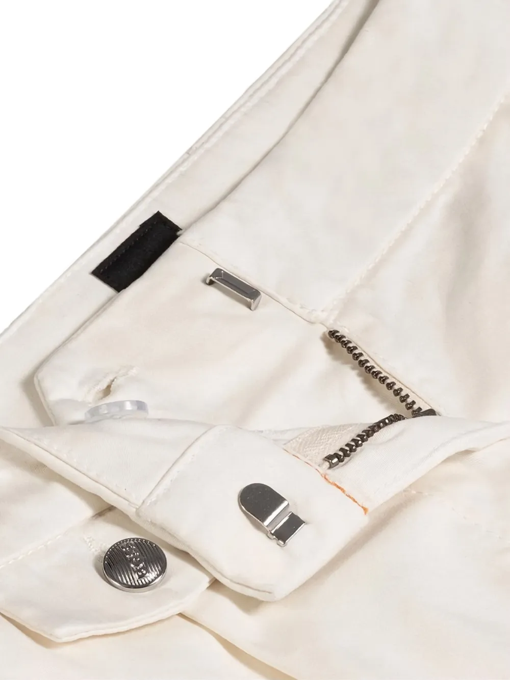 BOSS Shorts met geplooide zak Beige
