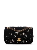 CHANEL Pre-Owned 2021-2025 Small Tweed Pearl Cosmos Flap crossbody bag - Black