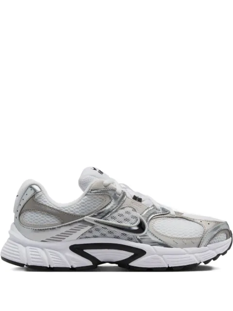 Nike V5 RNR "Vast Grey / Metallic Silver" sneakers