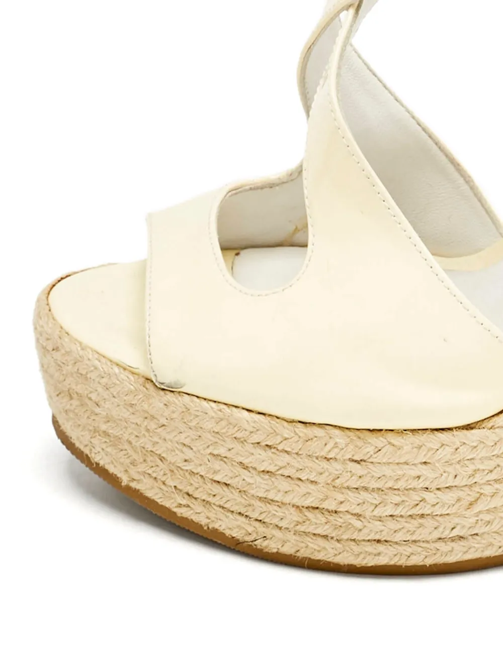 Burberry Pre-Owned 2024S 140 mm lakleren espadrilles met sleehak - Beige