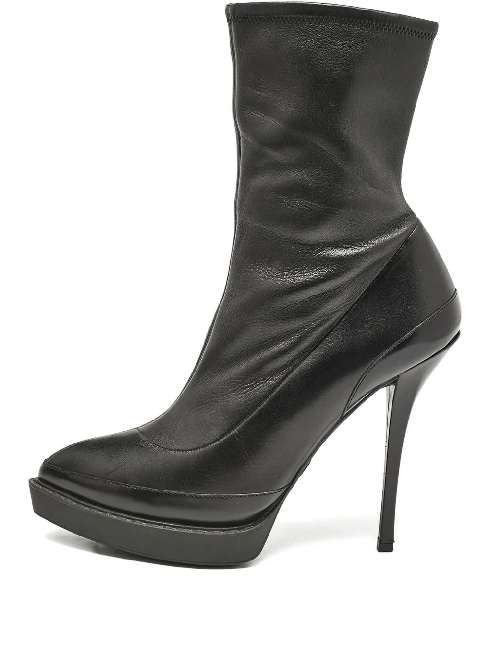 Pre-owned Gucci 125mm Leather Ankle Boots In Black