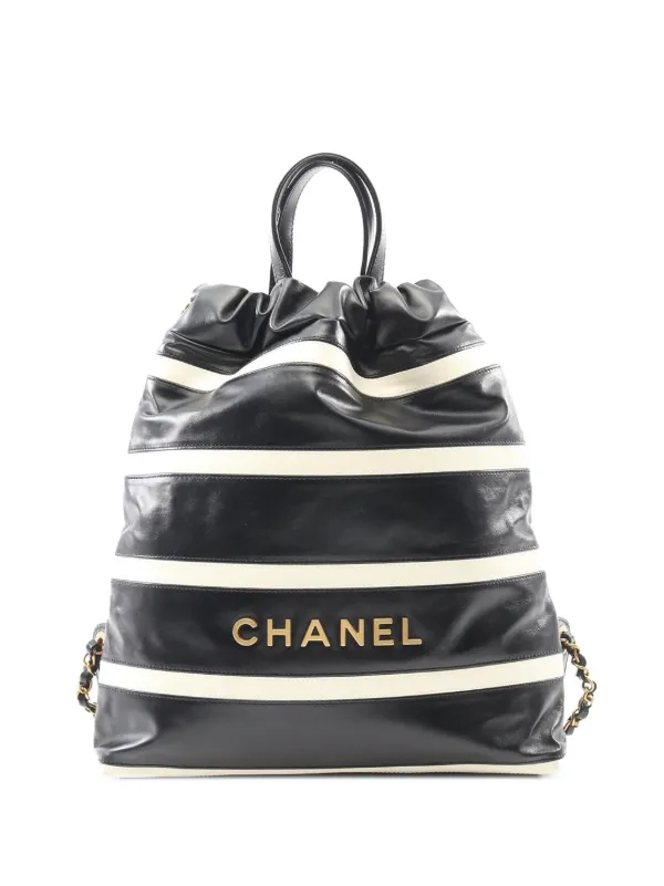 CHANEL Pre-Owned 2021-2025 シャイニーカーフ シャネル 22