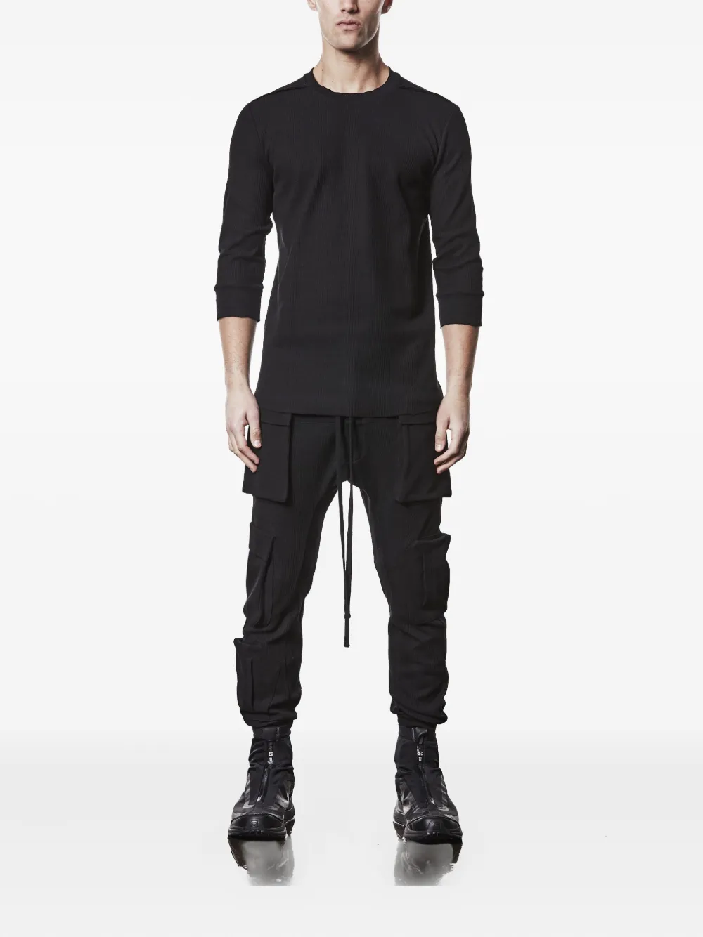 Thom Krom Geribbeld T-shirt met cropped mouwen - Zwart