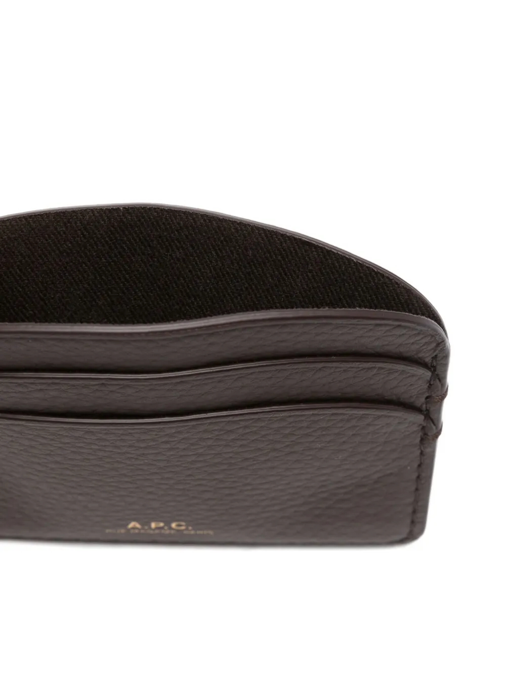 A.P.C. Demi-Lune pasjeshouder met gewelfde afwerking Bruin