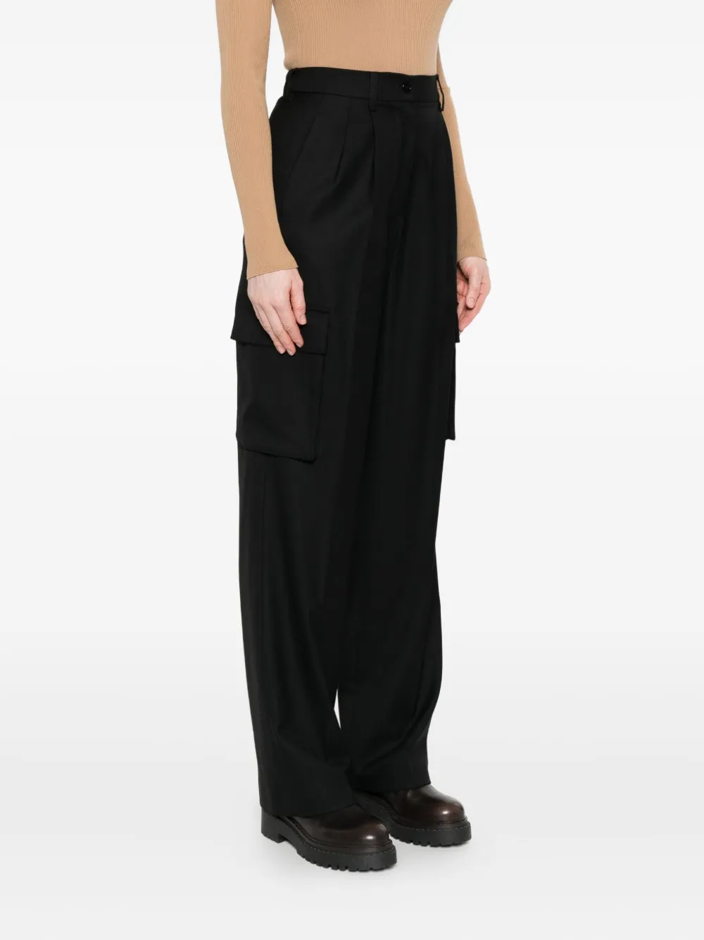 Herno Pleated Cargo Trousers In Black
