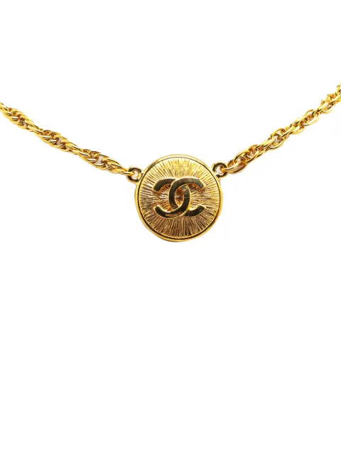 CHANEL Pre-Owned 1970-1980 Gold Plated CC Round Pendant Necklace costume necklace