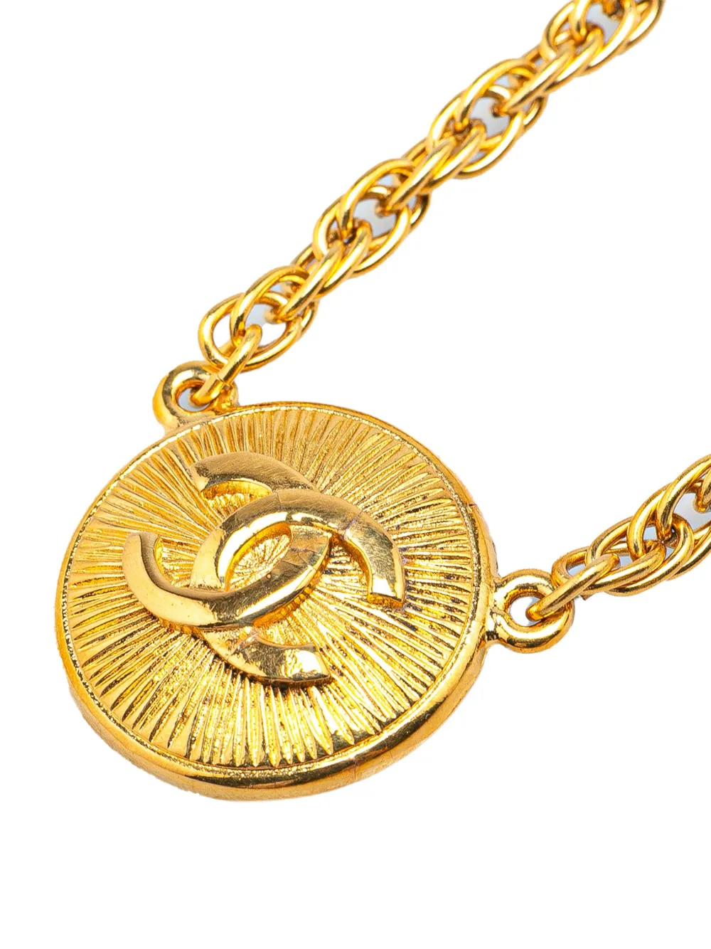 CHANEL Pre-Owned 1970-1980 Gold Plated CC Round Pendant Necklace costume necklace | Image 2