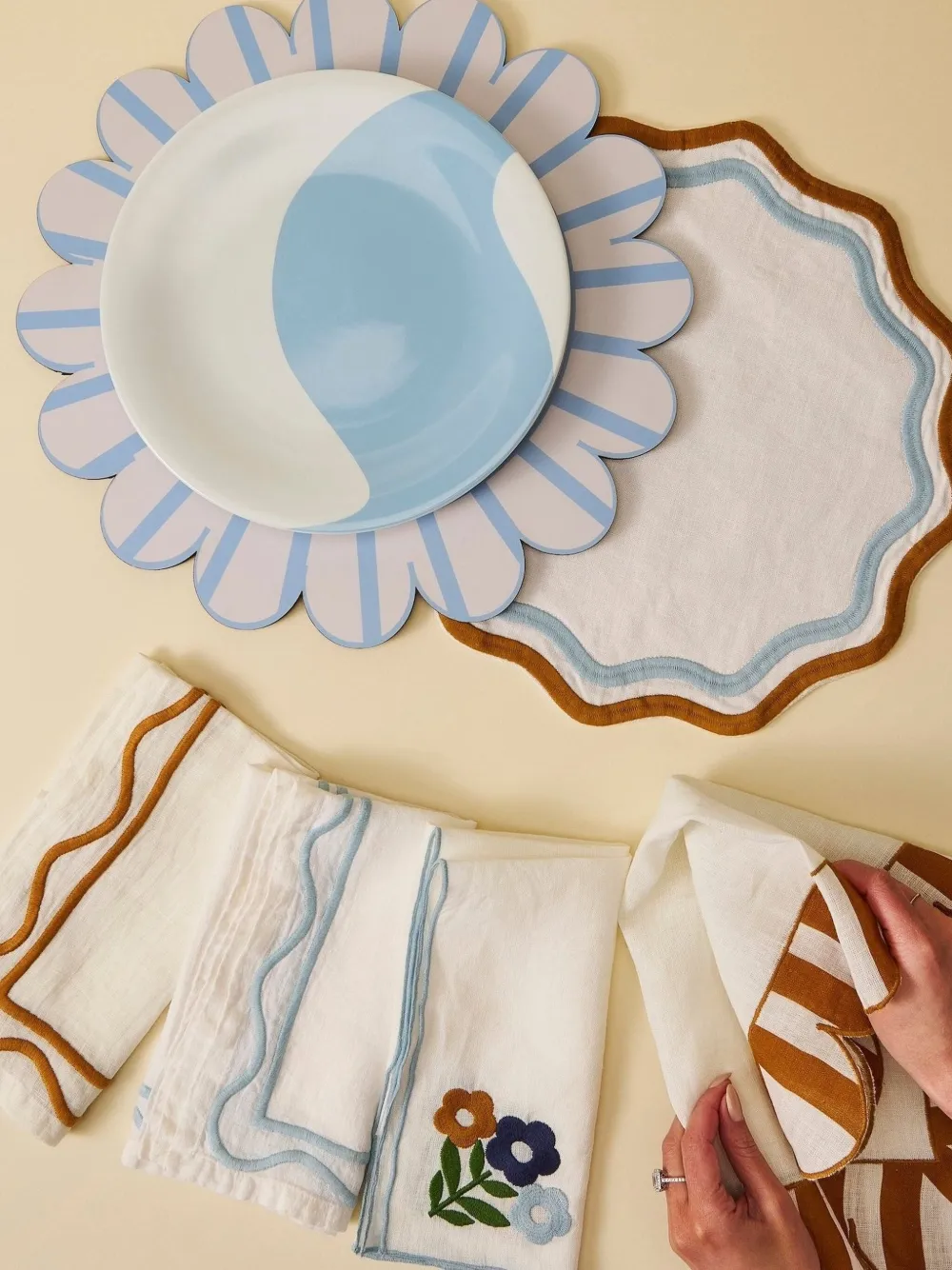 Misette scalloped placemats (set of four) | Tableware | Image 2