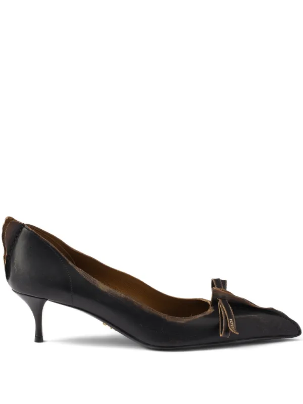 Prada アンティークレザー パンプス | ブラック | FARFETCH JP