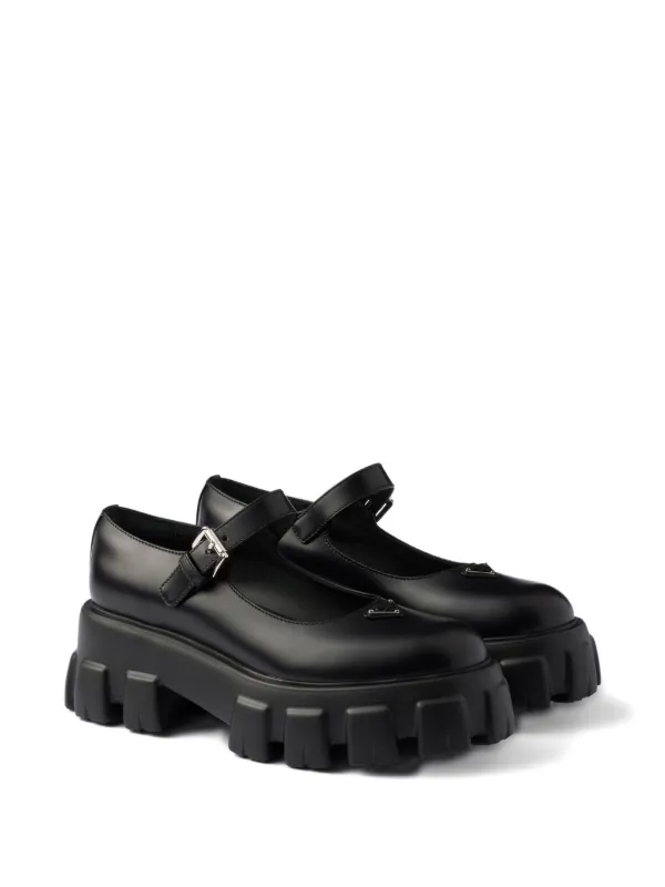 Prada logo-detail Flat Pumps | Black | FARFETCH