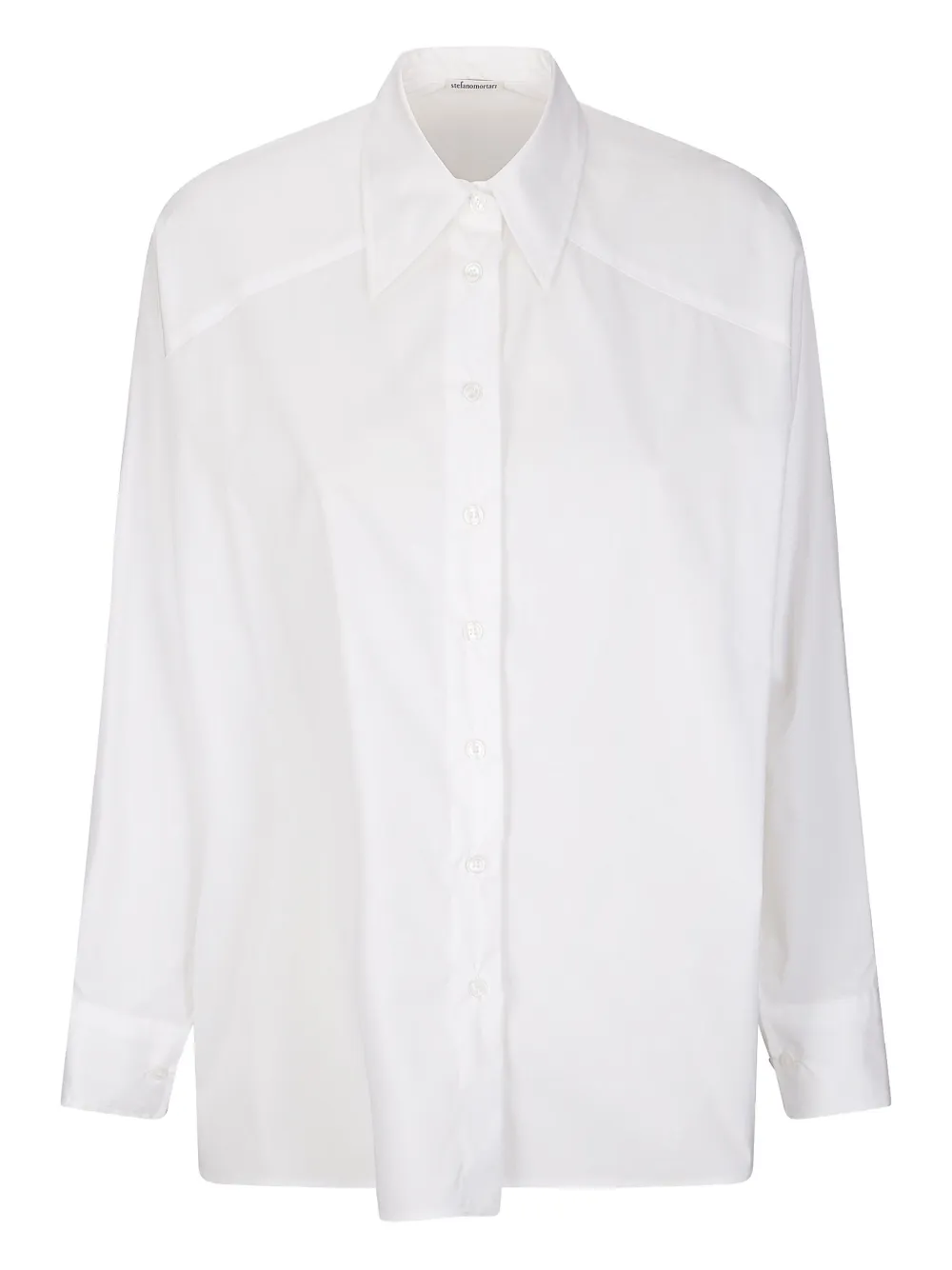 point-collar shirt