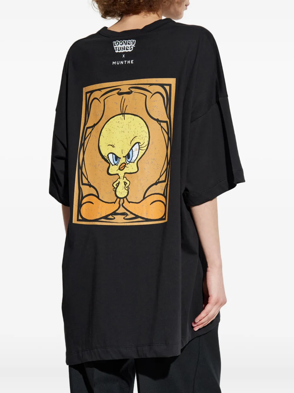 Munthe X Looney Tunes Lysis Tweety-bird Graphic T-shirt In Black