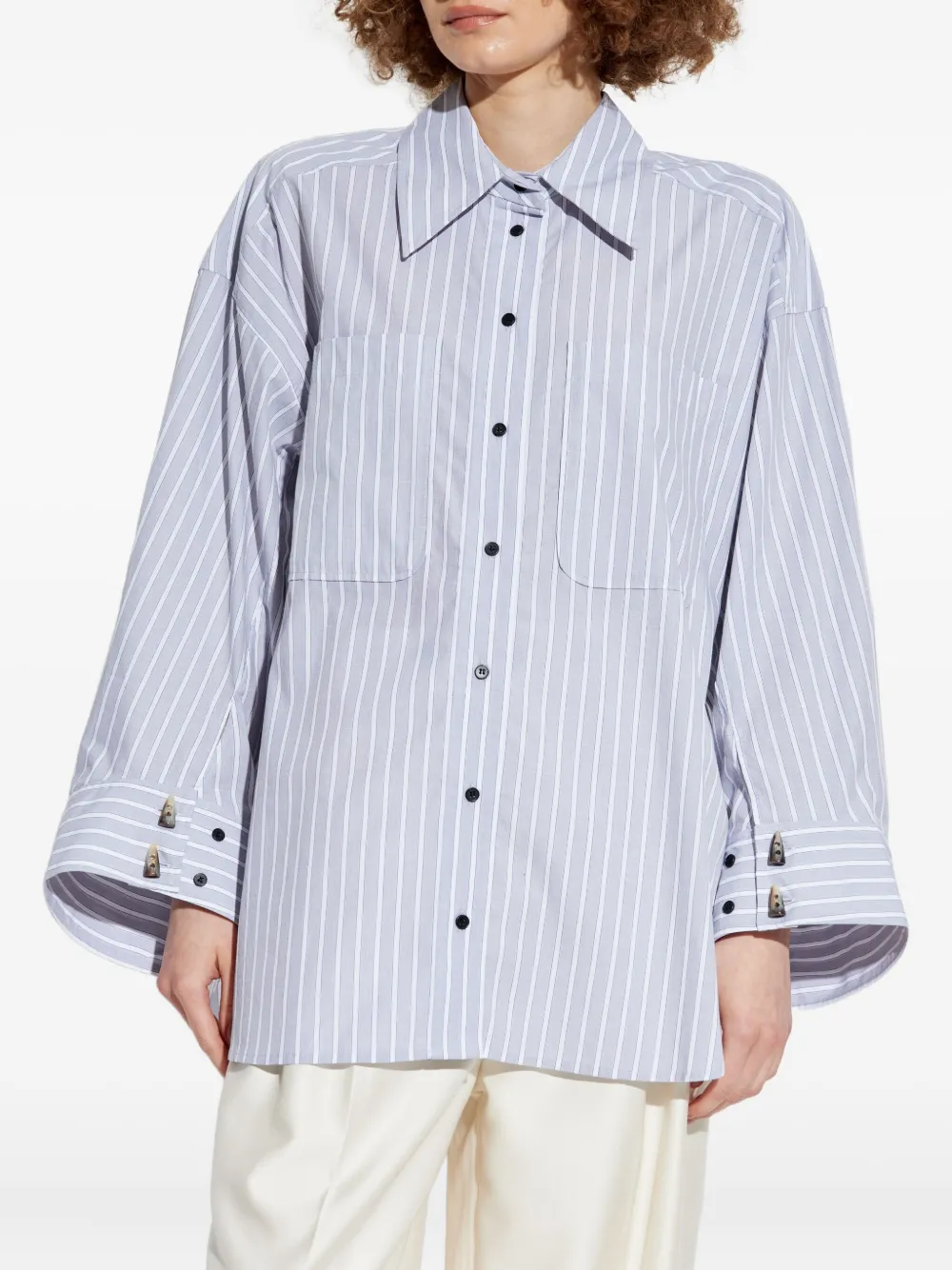 MUNTHE Lynne gestreepte blouse met zak Grijs