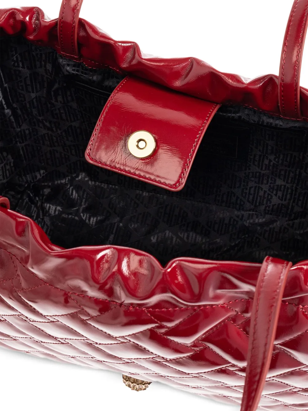 Kurt Geiger London Gewatteerde shopper met trekkoordsluiting Rood
