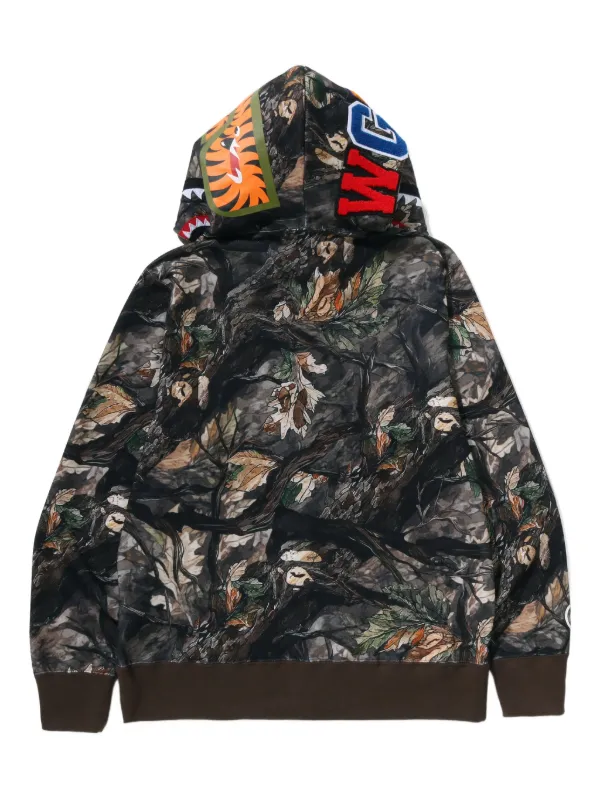 A BATHING APE® Tree Edge Camo Shark パーカー | ブラウン | FARFETCH JP