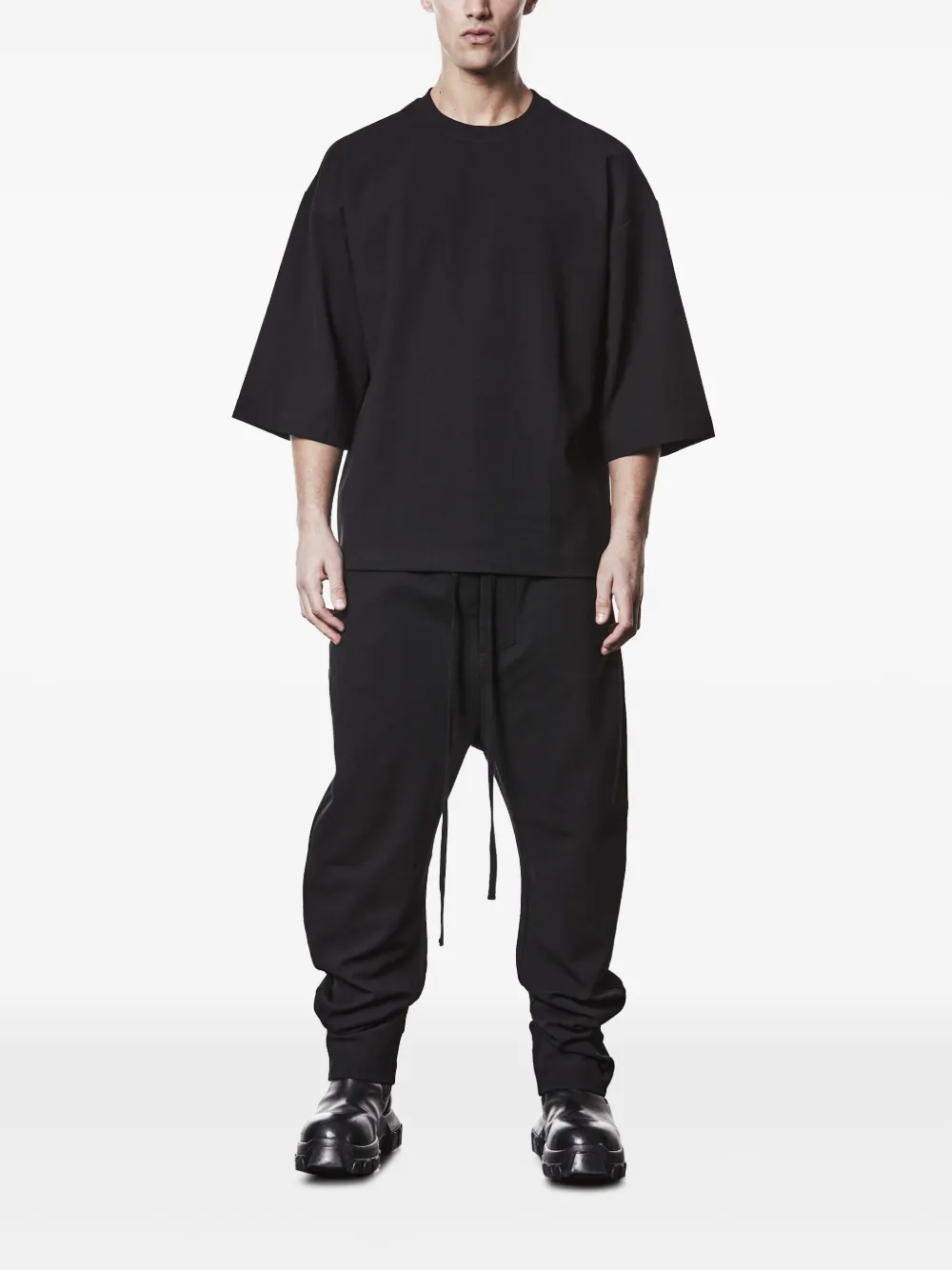 Thom Krom T-shirt met cropped mouwen - Zwart