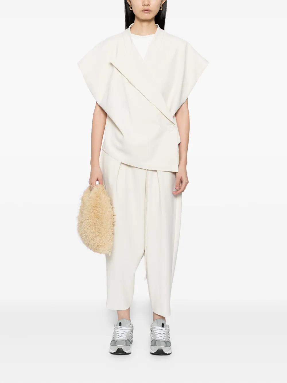 GDeL by gaze de lin Less-Line trousers | Tapered Pants | Image 2