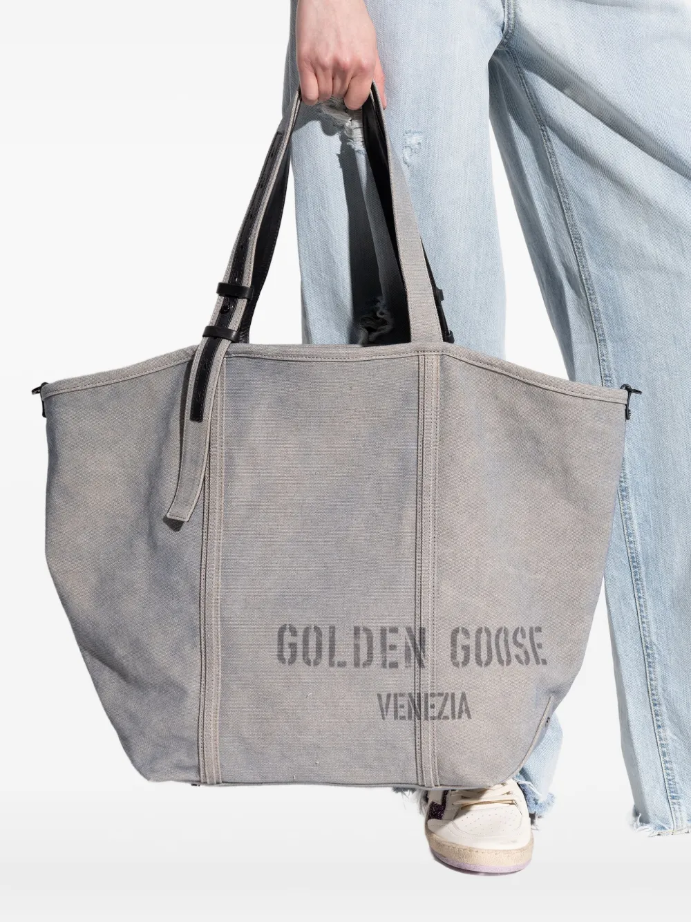 Golden Goose logo-print tote bag - Grijs