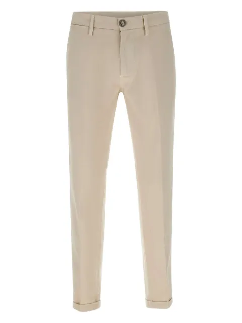 Re-Hash pantalones chinos con tobillos fruncidos