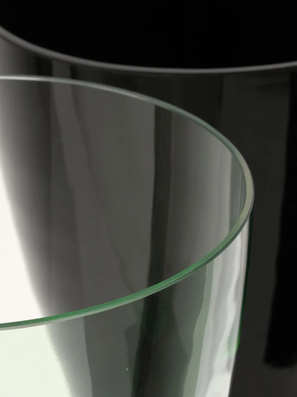 Produzione Privata Basequadra Conical Base Vase (18cm X 31cm) In Black