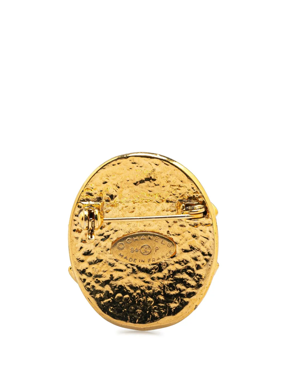 CHANEL Pre-Owned 1994 CC Gold Plated Oval Brooch costume brooch | Image 2