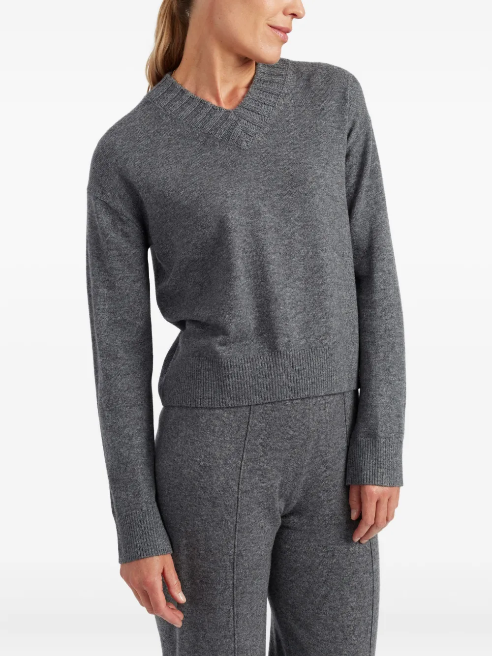 Chinti & Parker Ribbed V-neck Sweater In Gray