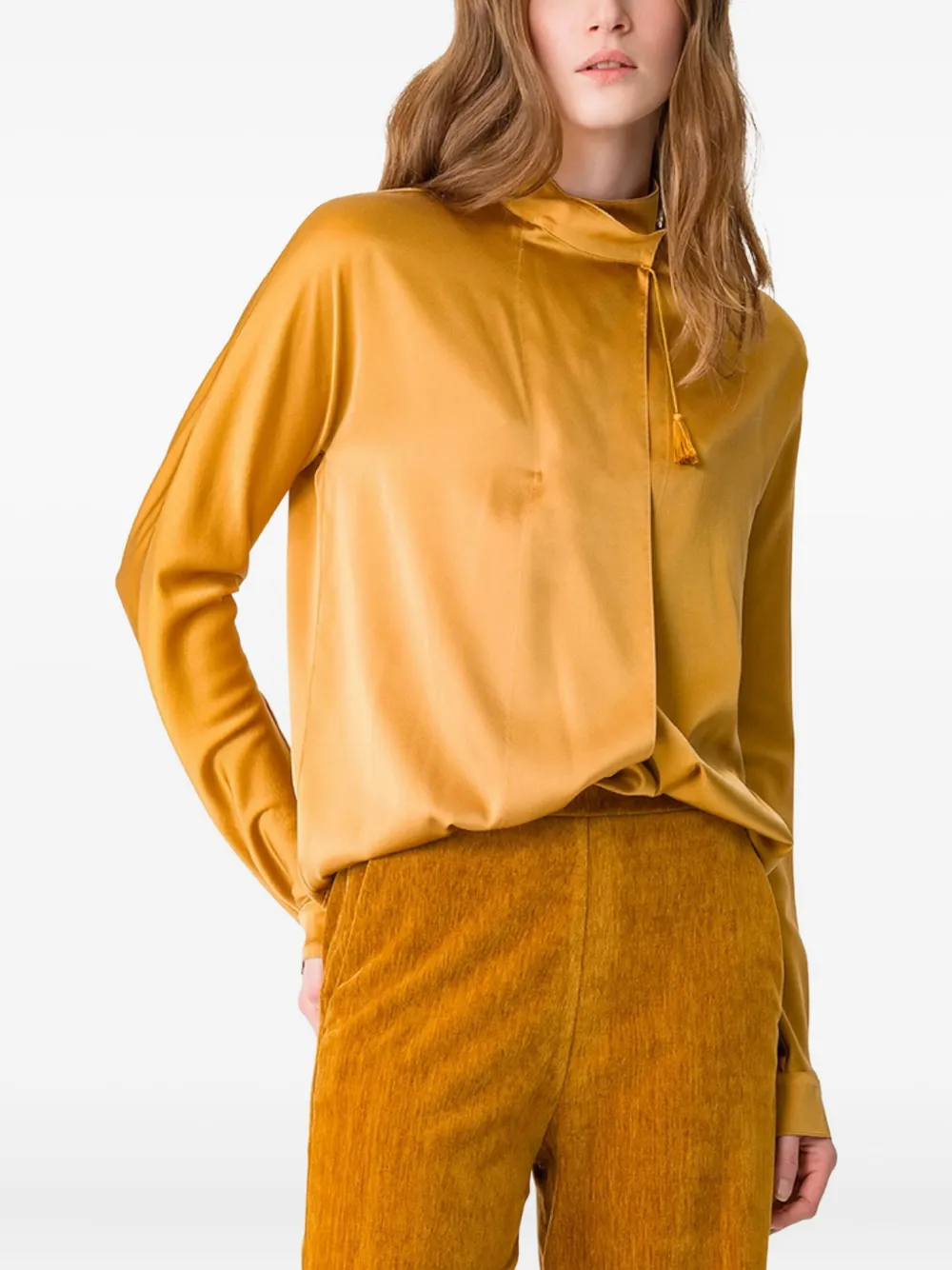 Forte tassel-neck blouse Geel