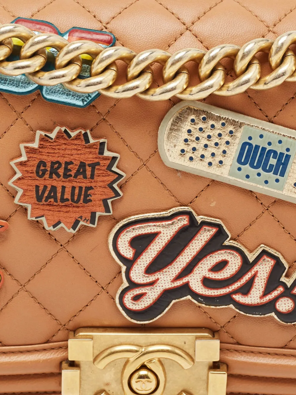 CHANEL Pre-Owned Boy quilted patches shoulder bag | Image 2