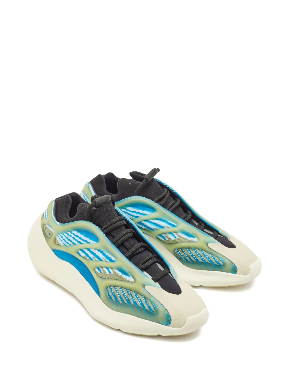 adidas Yeezy 700 V3 mesh sneakers | Image 2