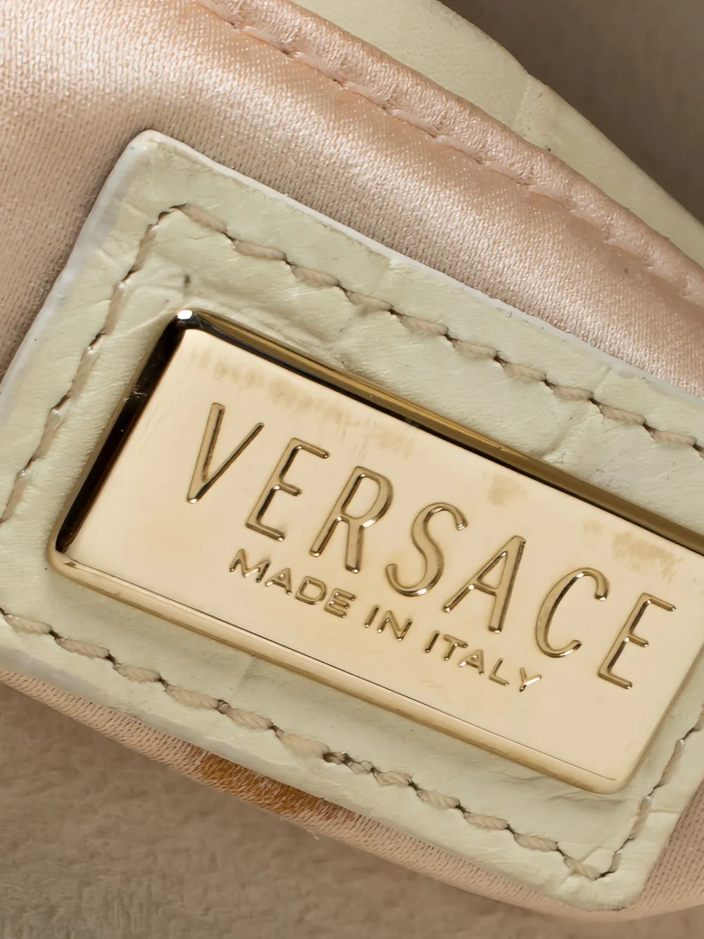 Versace Pre-Owned 213352 Cream | Pre-Owned | Image 2