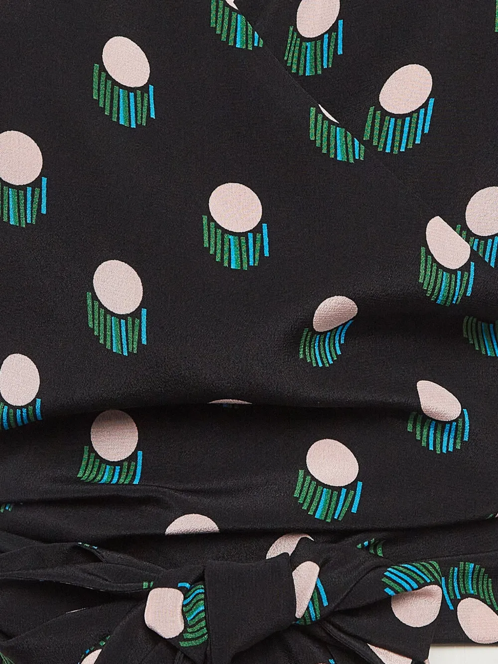 Pre-owned Diane Von Furstenberg Vintage Printed Silk Wrap Top In Black
